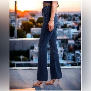 NWT Express High Rise Ripped Raw Hem Supersoft Flare Jeans Size 6R